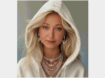 delicatezza-delle-mani-gentile-delicata 