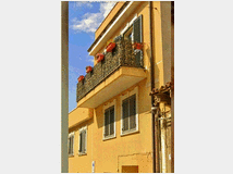 stabile-300mq-buono-su 